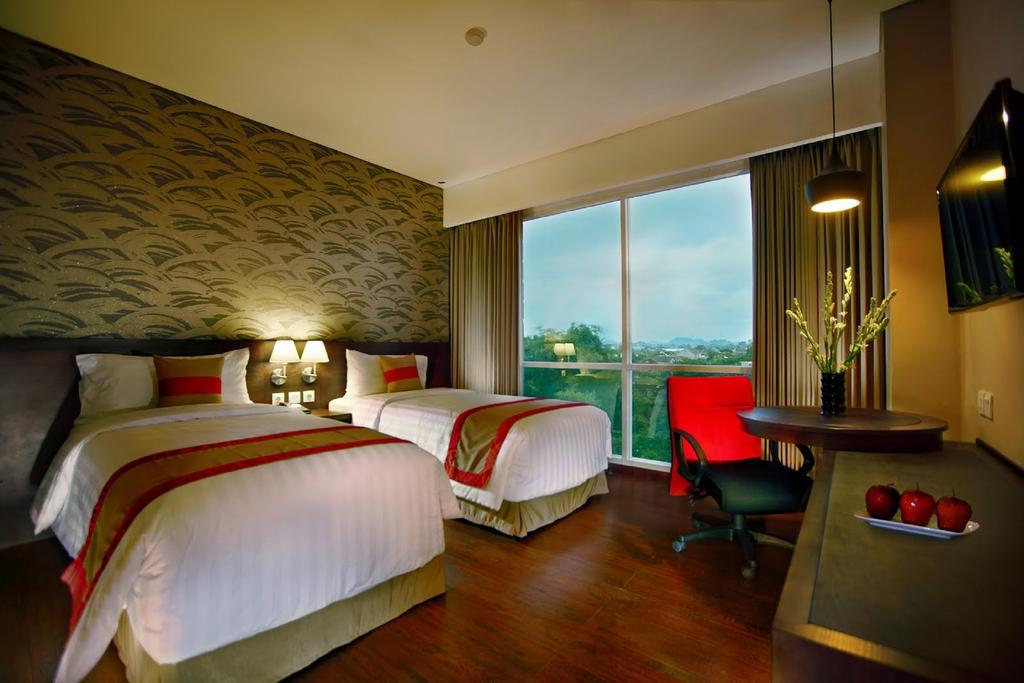 Aston Jember Hotel & Conference Center Jembel Exterior foto